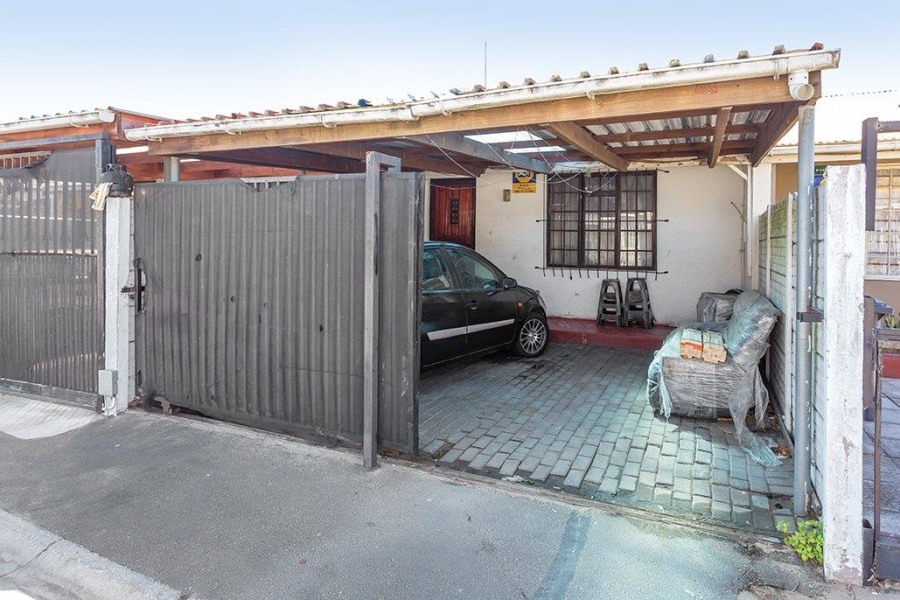 2 Bedroom Property for Sale in Brooklyn Western Cape